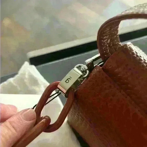 gu_de  Milky Bag.  Three Way Mock Croc Leather Handbag. NWT - Picture 4 of 13